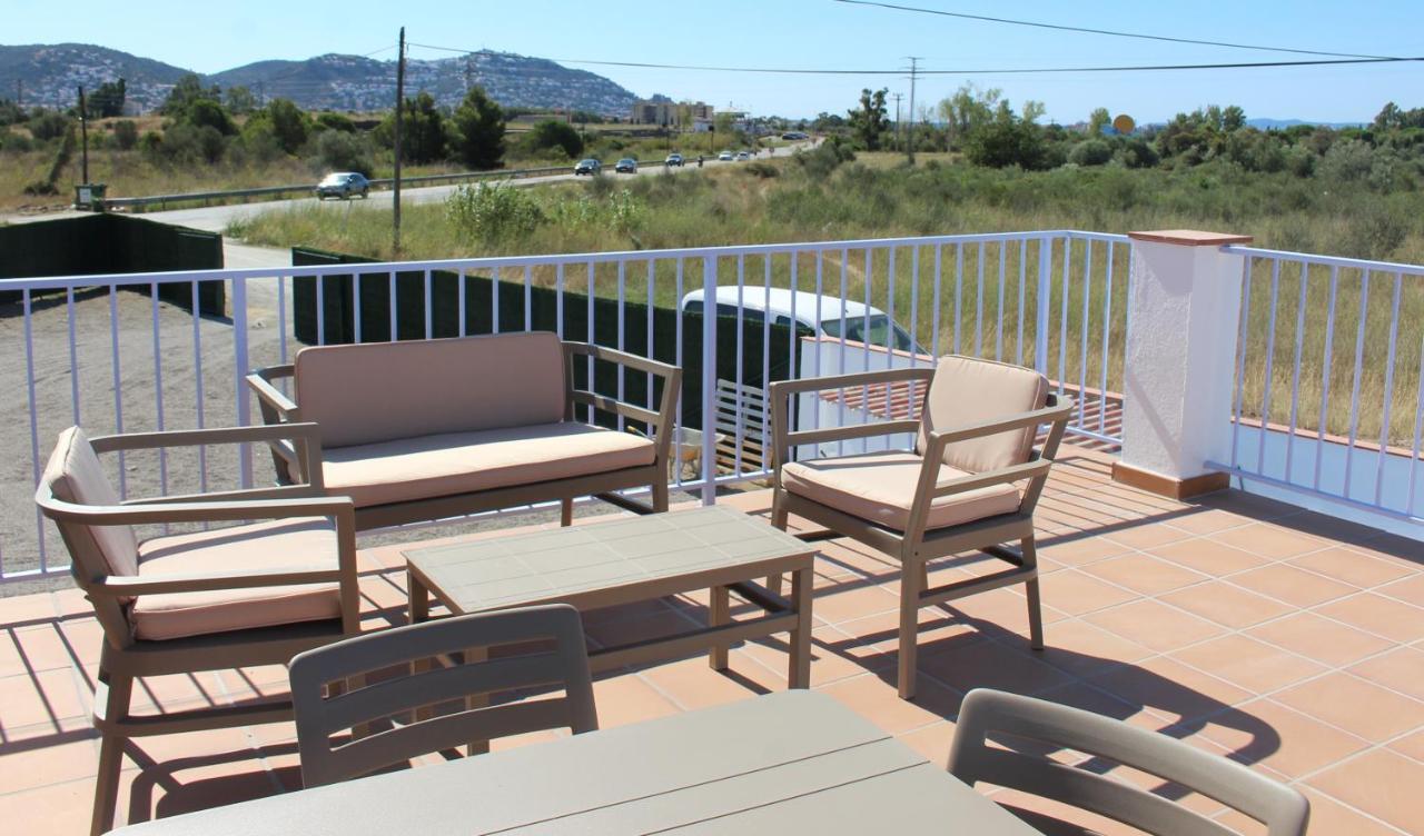 Villa La Costa - 3 Apartamentos Turisticos ロザス エクステリア 写真